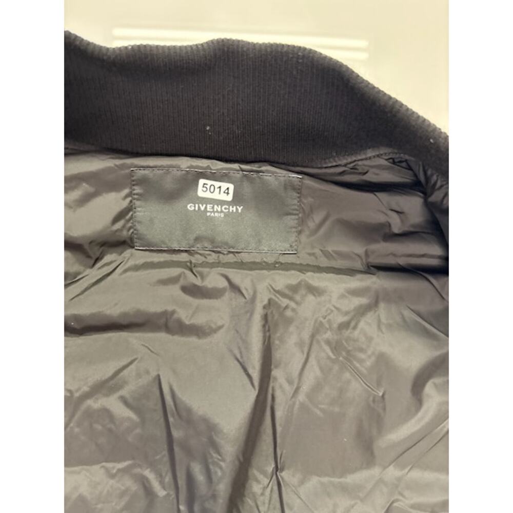Givenchy Plaid Down Quilted Vest Full-Zip Pockets Black/Multicolor Mens Size 52 - Picture 11 of 16